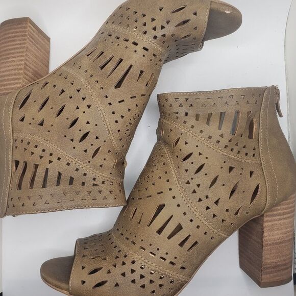𝅺restricted peep toe boho brown block heels - Picture 8 of 10